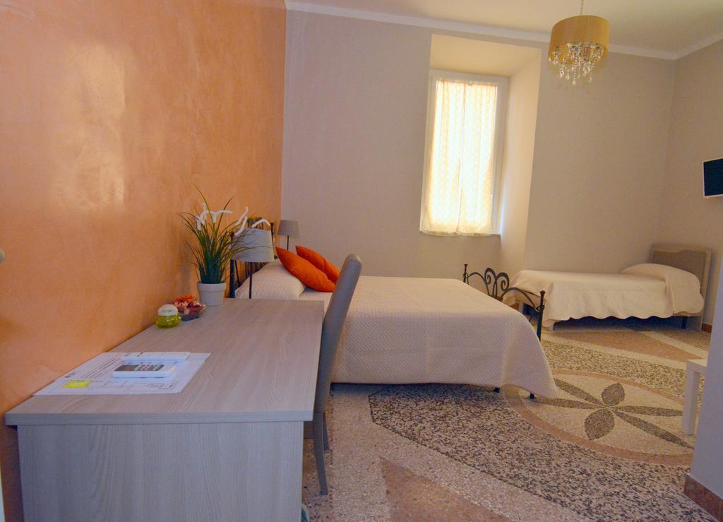 Residence Stendhal Guest House Civitavecchia Exterior foto
